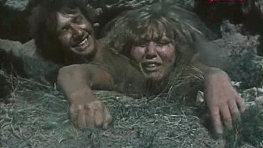 Teasing whore raped in beach