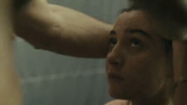 Nina Meurisse forced oral, Complices