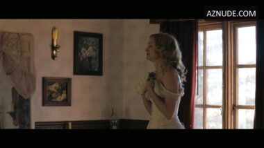 Heather Graham forced strip, The Last Son